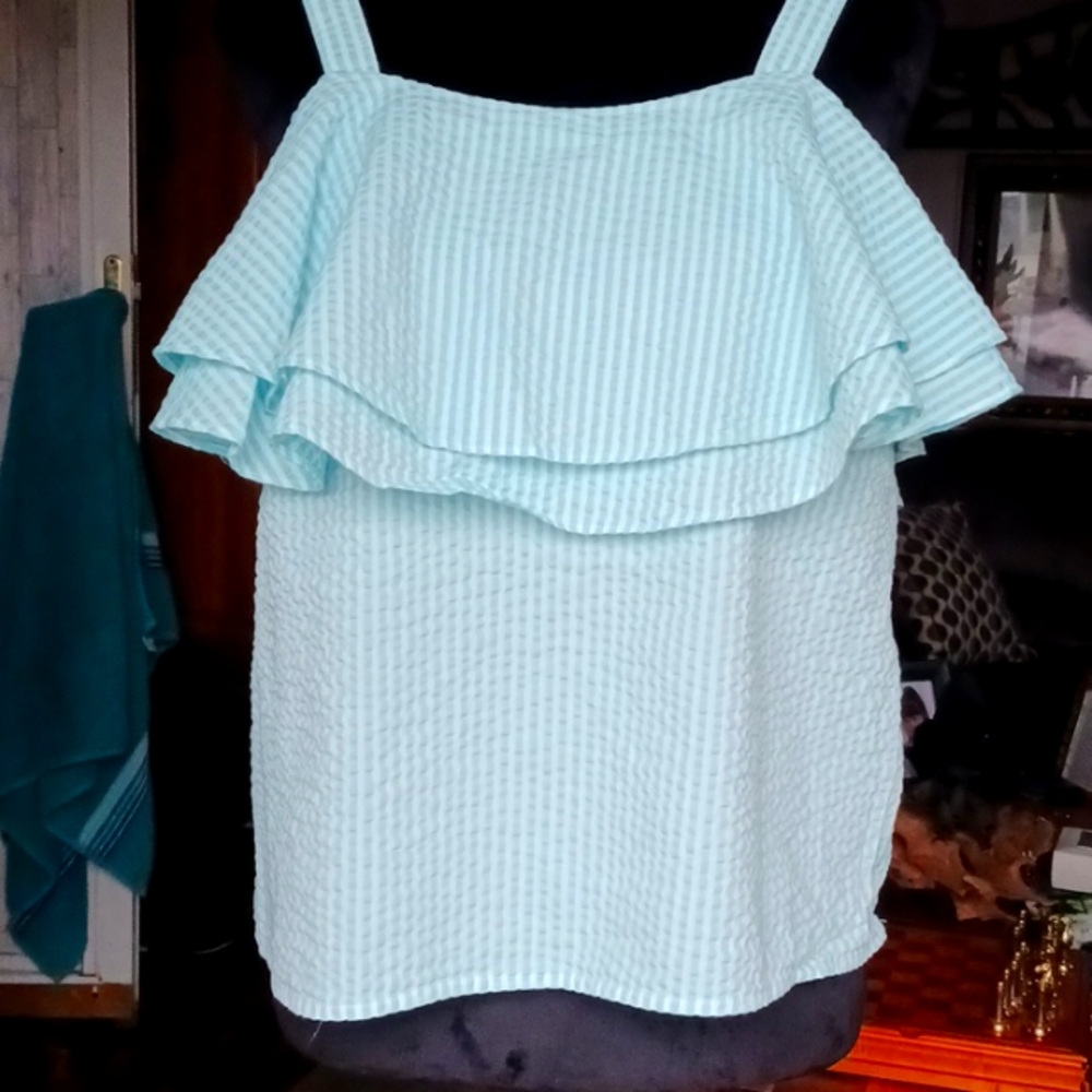Blouse by a new day size small